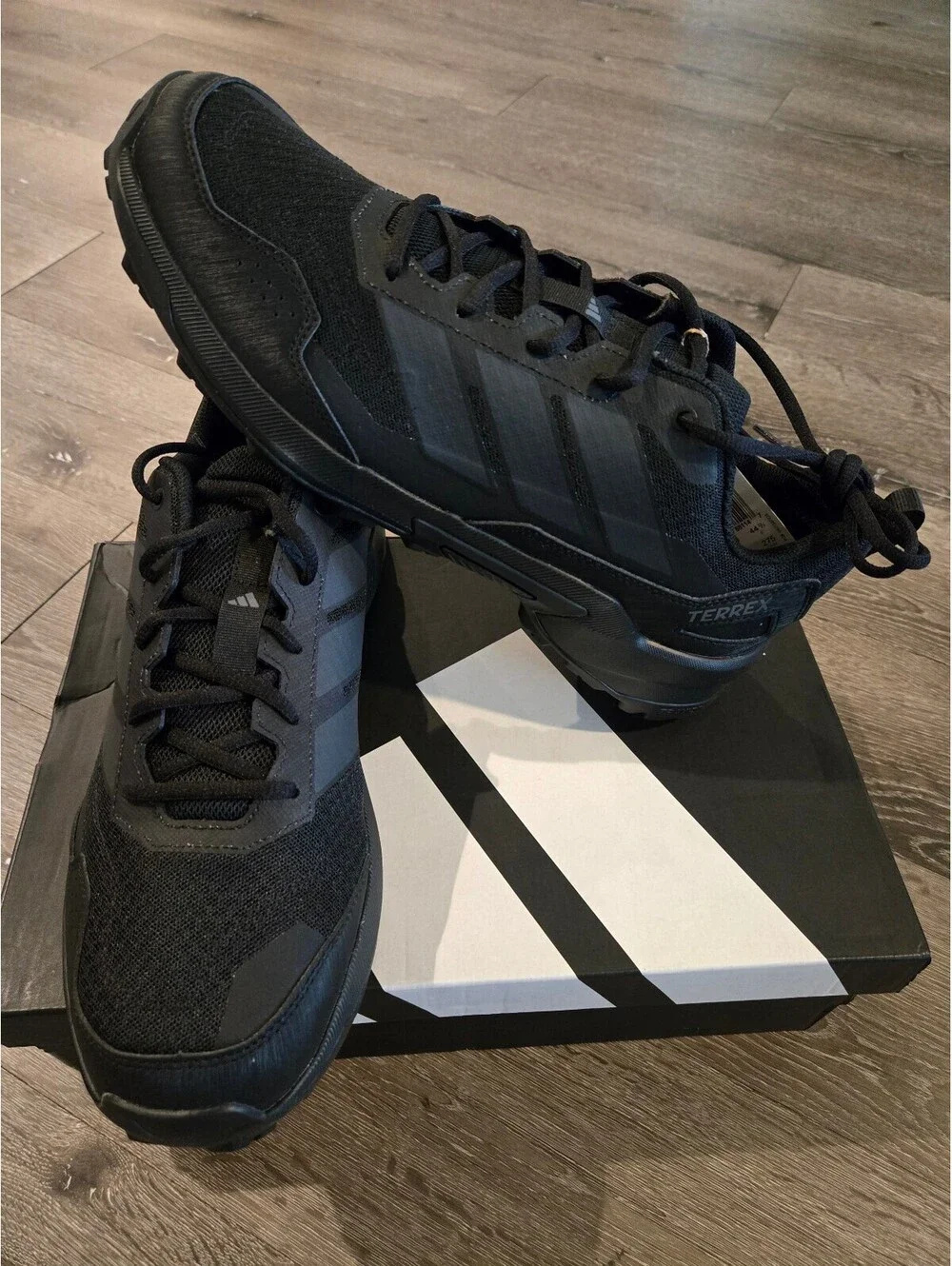 Adidas Terrex Eastrail 3 Hiking Shoes JR4001 Men's Size 10.5 New Box